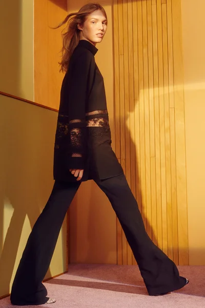 Look 11